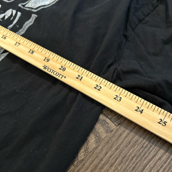 Kiss Black Short Sleeve Tee Iconic Band Graphics - Picture 4 of 6